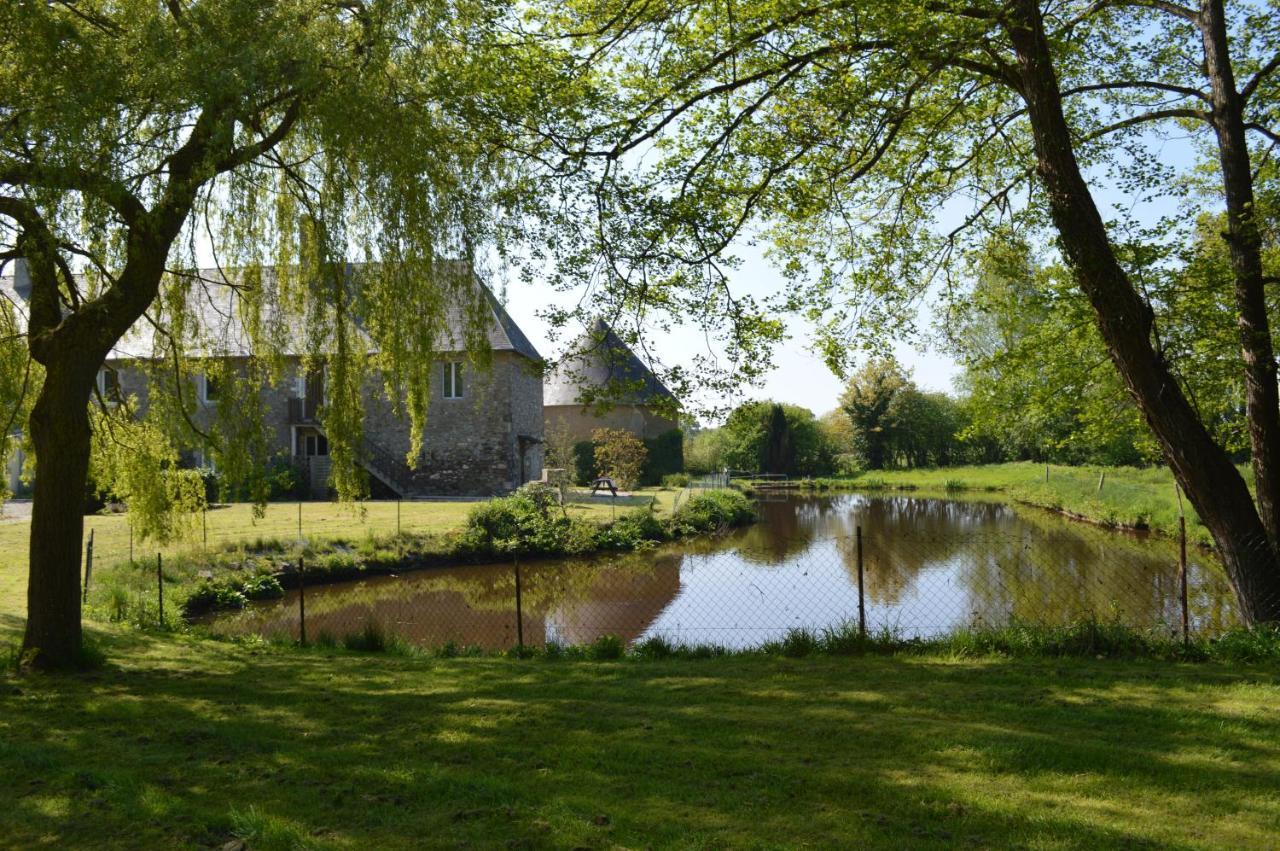 La Synchronicite - Chambres D'Hotes Saint-Sauveur-Villages Buitenkant foto