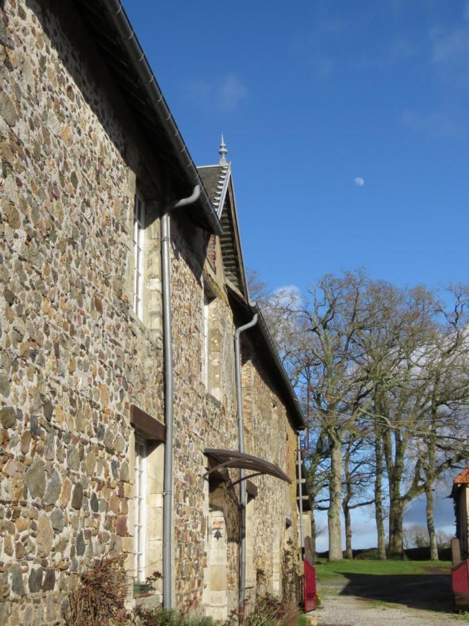 La Synchronicite - Chambres D'Hotes Saint-Sauveur-Villages Buitenkant foto