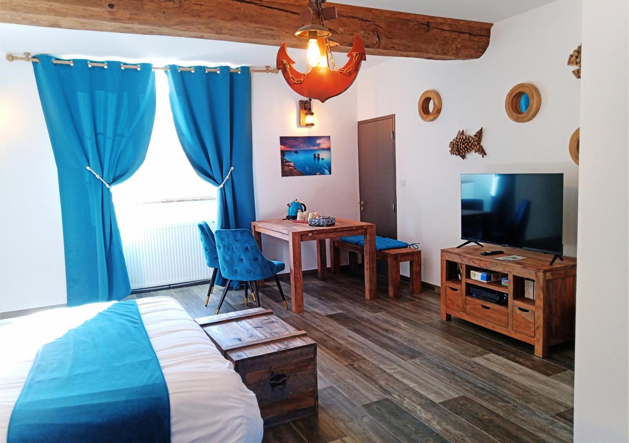 La Synchronicite - Chambres D'Hotes Saint-Sauveur-Villages Buitenkant foto